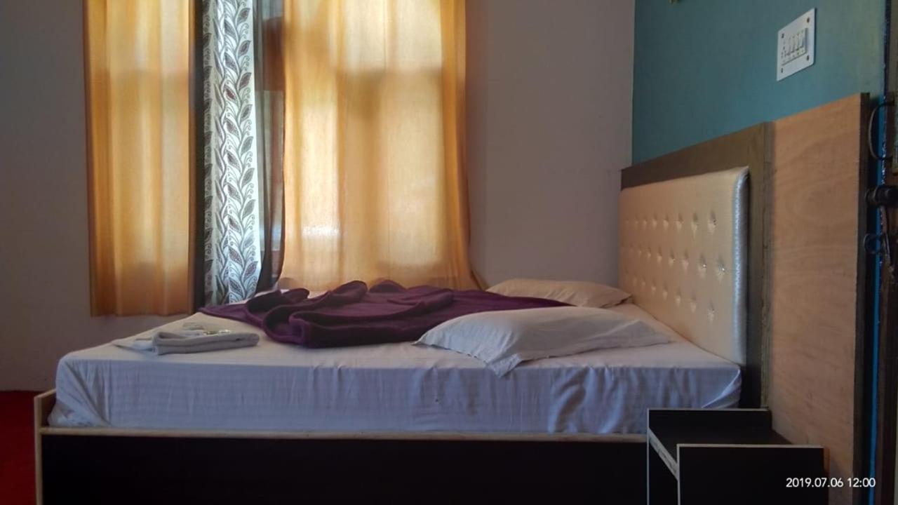 Отель Debbhumi Regency Sangla Экстерьер фото
